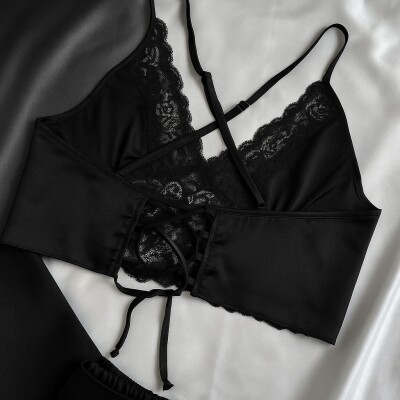 Dark Desire – Şık Siyah Saten Dantel Pijama Seti (3 Parça) 6941 - ÇeyizeDairHerşey (1)