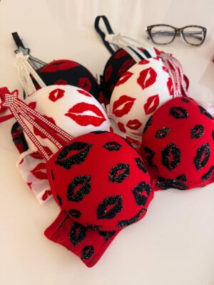 Kiss 3’lü Destekli Sütyen & Külot Takımı 7103 - 4