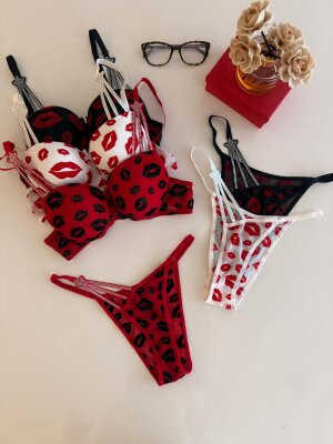 Kiss 3’lü Destekli Sütyen & Külot Takımı 7103 - ÇeyizeDairHerşey