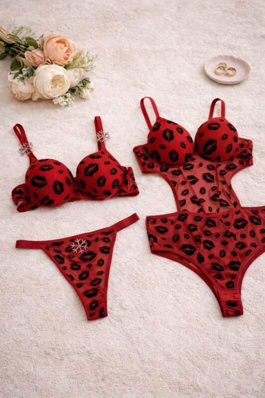 Kırmızı Siyah Dudak Desenli İki Parçalı Fantazi Lingerie Set – Sütyen & Tanga + Tek Parça Bodysuid 7080 - 2