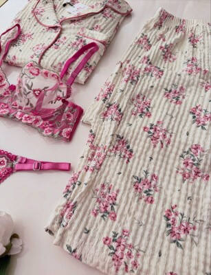 Pink Flowers Set Önden Dügmeli Pijama Sütyen Kombin Bürümcük Kumaş 6882 - ÇeyizeDairHerşey (1)